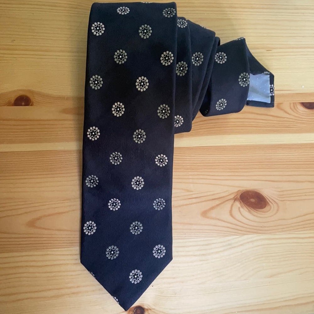 David Louis Medallion Necktie